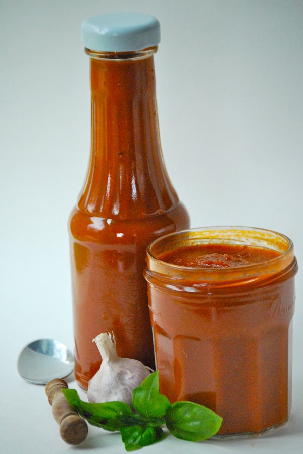 Ketchup vlastních rukou z rajčat: krok za krokem recepty na sklizeň na zimu