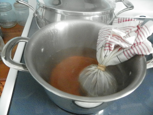Ketchup vlastních rukou z rajčat: krok za krokem recepty na sklizeň na zimu