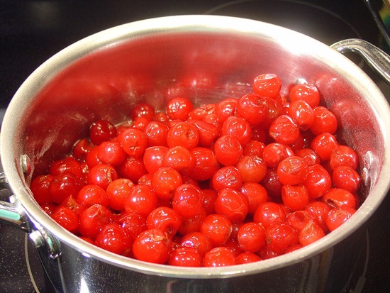 Aromatický kompot z třešně pro zimní recept