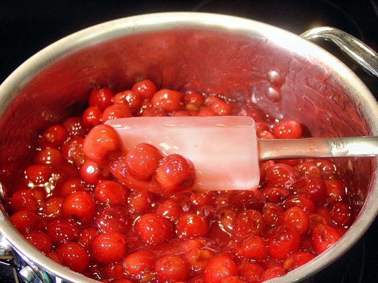 Aromatický kompot z třešně pro zimní recept