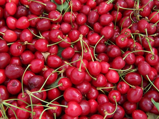 Aromatický kompot z třešně pro zimní recept