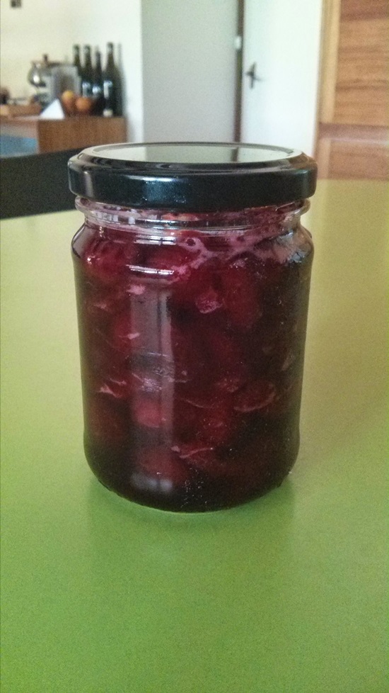 Aromatický kompot z třešně pro zimní recept