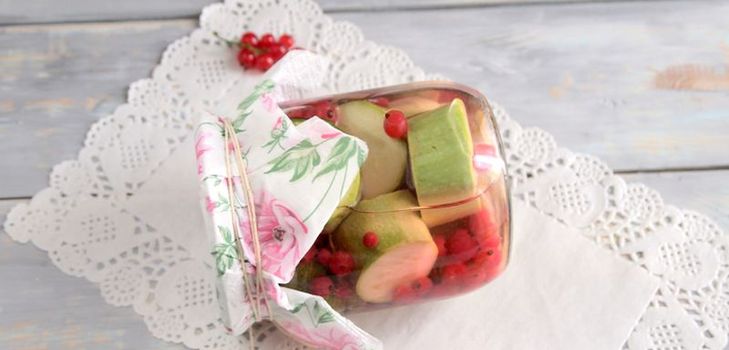 Recept na konzervované cukety s červeným rýží