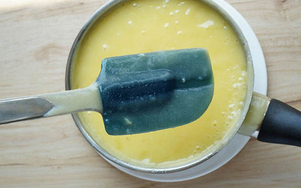 Snadný recept: jarní citronový dort bez pečení
