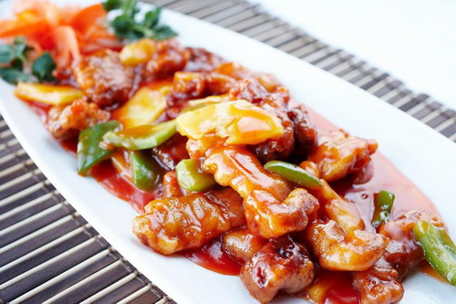 maso se sladkou a kyselou omáčkou, jednoduchý a chutný vepřový recept v sladké a kyselé omáčce s červenými fazolemi