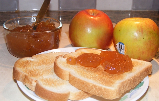 Ovocný džem z jablek na zimu v multivarkách: foto recept na jam