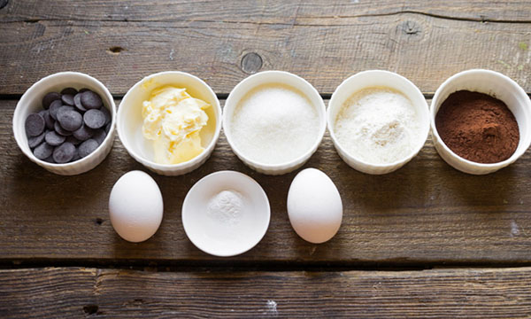 Jednoduchý recept: slavnostní čokoládové muffiny s ganášem