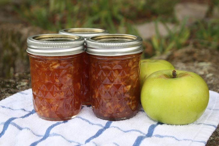 Jam z jablek v multivark na zimu: foto recept na jam jam