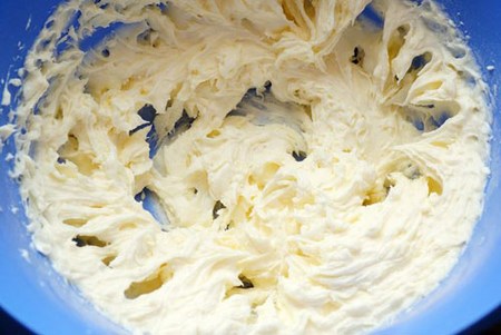 Tvarohový a smetanový krém, recept s fotografií