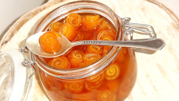 Jam z pomerančů a pomerančových peelingů: krok za krokem recepty s fotografiemi