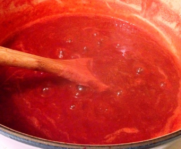 Jam z rebarbory