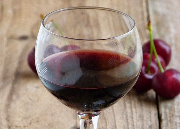Třešeň na zimu - recepty - džem se semeny a jamkami, pět minut, džem, želé bez želatiny, třešňový kompot