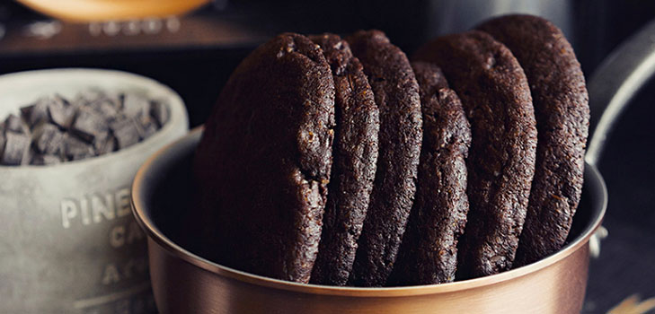 Lahodný recept: velké čokoládové sušenky s kořením