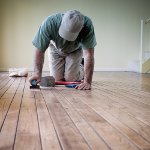 Jak vyrovnat dřevěnou podlahu Jak vyrovnat dřevěnou podlahu
