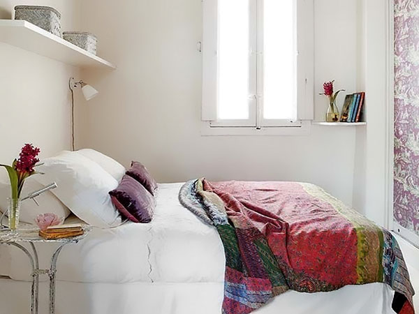 Sladký sen: tajemství designu velmi malé ložnice