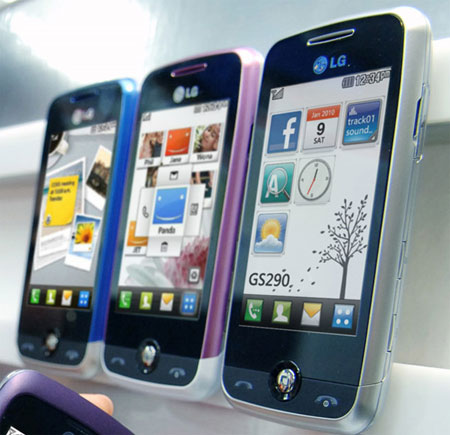 Mobilní telefon LG GS290