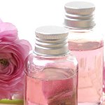 Rose esenciální olej Rose esenciální olej