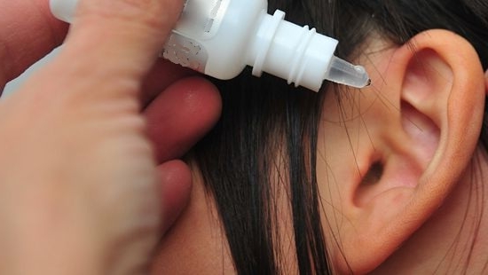 Jak zacházet s otitis v domácnosti?