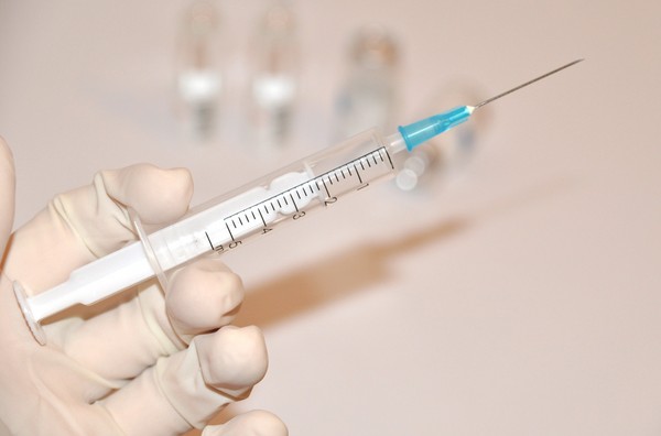 Kužel po injekci v hýždě: možné problémy a metody léčby zhutnění